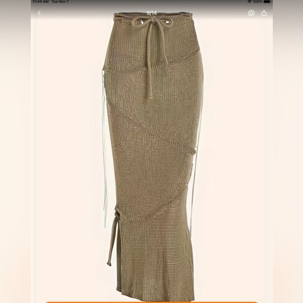 🥂NWT🥂Khaki Paper-bag Knit Maxi Skirt w/ side slit and Beautiful Details🥂